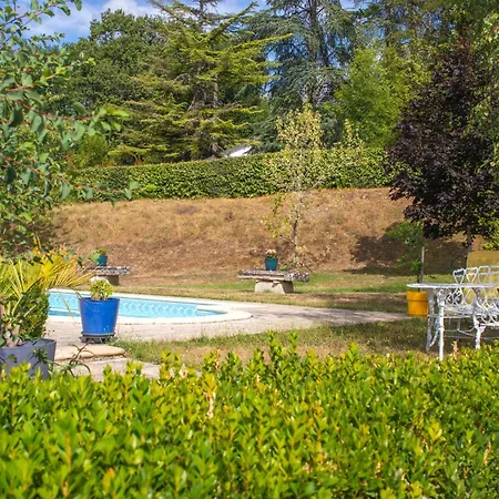 Jasmin Hébergement de vacances Montayral